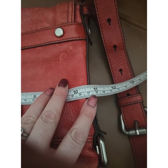 Fossil Maddox Long Love Red Leather Adjustable Sling Crossbody Bag Purse - Picture 9 of 9
